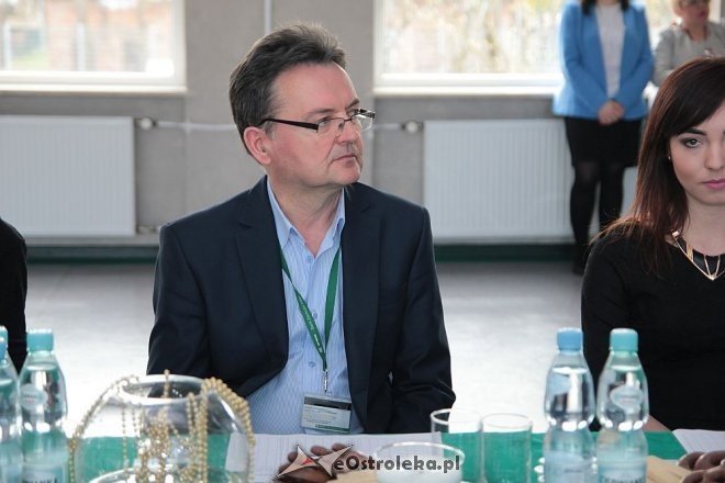 4. Konkurs Makijażu i Fryzjerstwa w ZSZ nr 2 w Ostrołęce [12.04.2015] - zdjęcie #49 - eOstroleka.pl