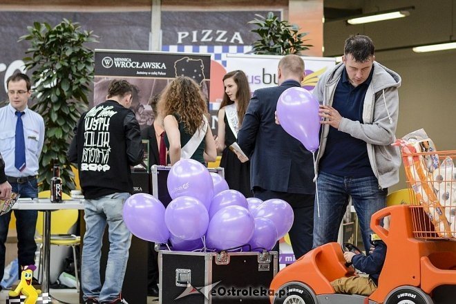 Ostrołęka: Łazik Marsjański w Galerii Bursztynowej [13.04.2015] - zdjęcie #9 - eOstroleka.pl