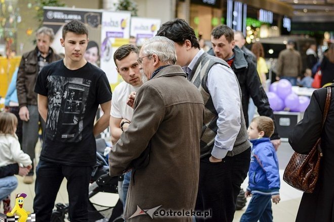 Ostrołęka: Łazik Marsjański w Galerii Bursztynowej [13.04.2015] - zdjęcie #7 - eOstroleka.pl