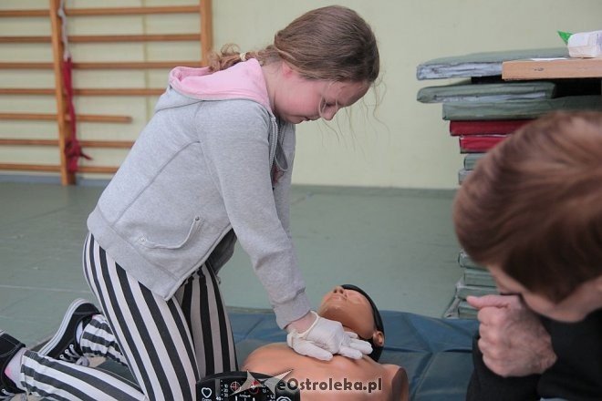 Ostrołęka: Międzyszkolne Mistrzostwa Pierwszej Pomocy za nami [17.04.2015] - zdjęcie #27 - eOstroleka.pl