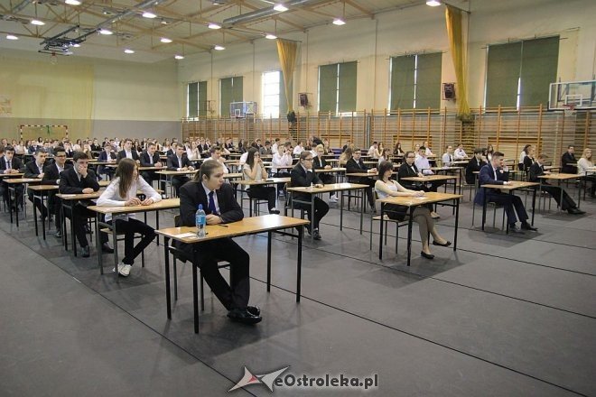 Ostrołęka: Testy gimnazjalne rozpoczęte. Dziś część humanistyczna [21.04.2015] - zdjęcie #1 - eOstroleka.pl