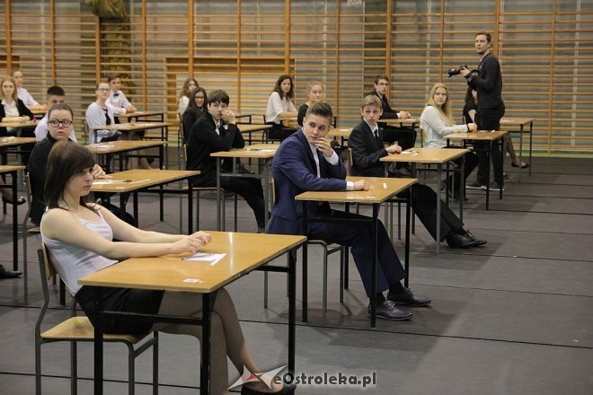 Ostrołęka: Testy gimnazjalne rozpoczęte. Dziś część humanistyczna [21.04.2015] - zdjęcie #35 - eOstroleka.pl