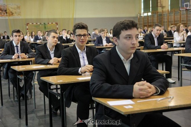 Ostrołęka: Testy gimnazjalne rozpoczęte. Dziś część humanistyczna [21.04.2015] - zdjęcie #32 - eOstroleka.pl