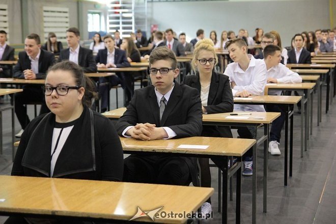 Ostrołęka: Testy gimnazjalne rozpoczęte. Dziś część humanistyczna [21.04.2015] - zdjęcie #17 - eOstroleka.pl