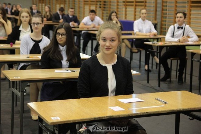 Ostrołęka: Testy gimnazjalne rozpoczęte. Dziś część humanistyczna [21.04.2015] - zdjęcie #15 - eOstroleka.pl