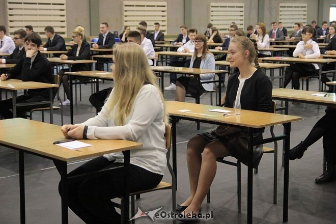 Ostrołęka: Testy gimnazjalne rozpoczęte. Dziś część humanistyczna [21.04.2015] - zdjęcie #12 - eOstroleka.pl