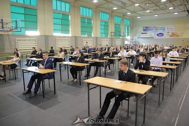 Ostrołęka: Testy gimnazjalne rozpoczęte. Dziś część humanistyczna [21.04.2015] - zdjęcie #27 - eOstroleka.pl
