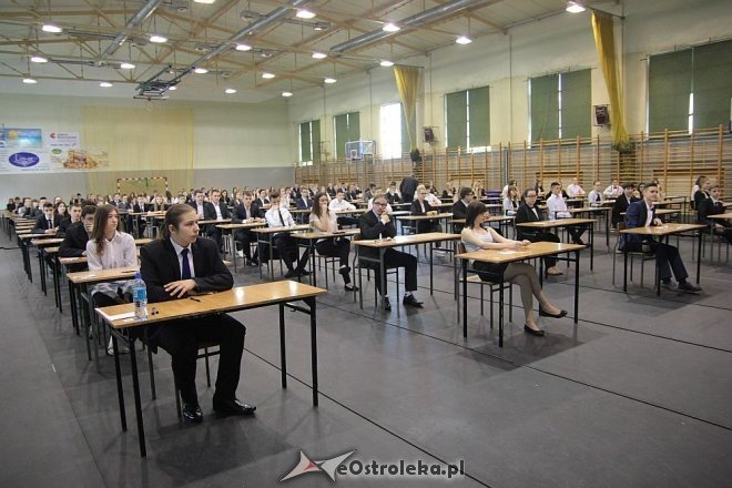 Ostrołęka: Testy gimnazjalne rozpoczęte. Dziś część humanistyczna [21.04.2015] - zdjęcie #19 - eOstroleka.pl