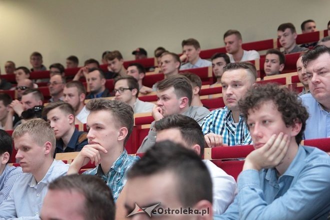 Janusz Korwin Mikke: „Chcę mieć w wojsku żołnierzy, którzy będą zabijać” [22.04.2015] - zdjęcie #2 - eOstroleka.pl