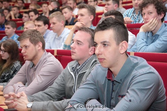 Janusz Korwin Mikke: „Chcę mieć w wojsku żołnierzy, którzy będą zabijać” [22.04.2015] - zdjęcie #1 - eOstroleka.pl