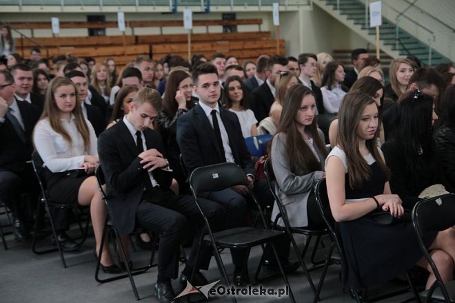 Zakończenie roku szkolnego klas maturalnych z I LO w Ostrołęce [24.04.2015] - zdjęcie #13 - eOstroleka.pl
