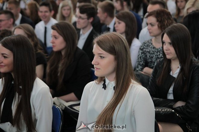 Zakończenie roku szkolnego klas maturalnych z I LO w Ostrołęce [24.04.2015] - zdjęcie #53 - eOstroleka.pl
