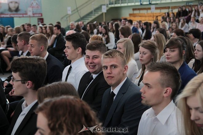 Zakończenie roku szkolnego klas maturalnych z I LO w Ostrołęce [24.04.2015] - zdjęcie #50 - eOstroleka.pl