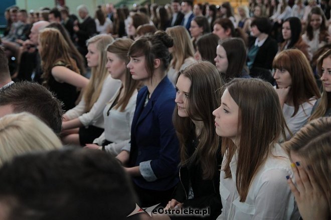 Zakończenie roku szkolnego klas maturalnych z I LO w Ostrołęce [24.04.2015] - zdjęcie #42 - eOstroleka.pl