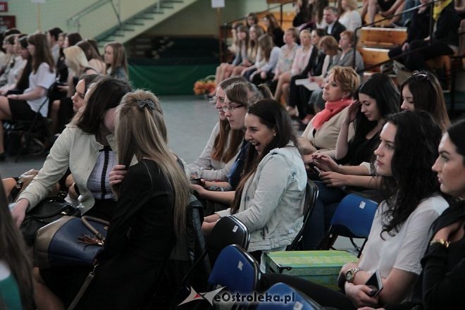 Zakończenie roku szkolnego klas maturalnych z I LO w Ostrołęce [24.04.2015] - zdjęcie #35 - eOstroleka.pl