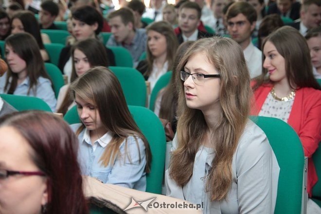Zakończenie roku szkolnego klas maturalnych z ZSZ nr 3 w Ostrołęce [ZDJĘCIA] - zdjęcie #12 - eOstroleka.pl