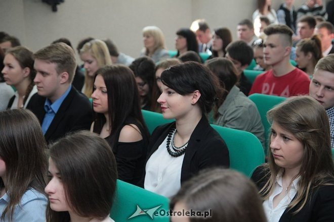 Zakończenie roku szkolnego klas maturalnych z ZSZ nr 3 w Ostrołęce [ZDJĘCIA] - zdjęcie #18 - eOstroleka.pl