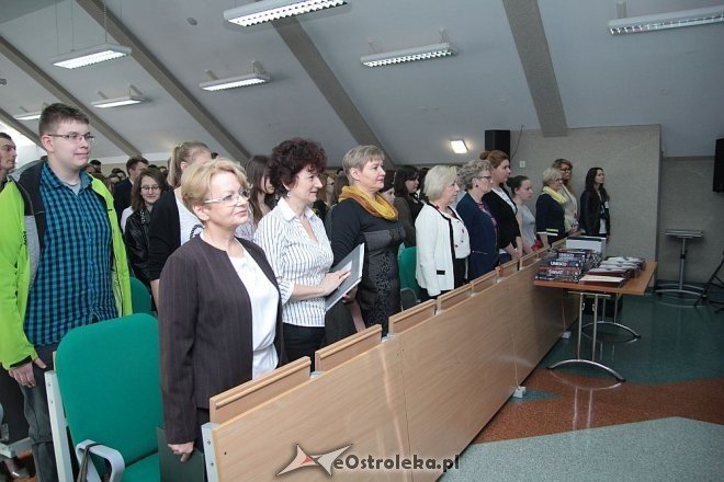 Zakończenie roku szkolnego klas maturalnych z ZSZ nr 3 w Ostrołęce [ZDJĘCIA] - zdjęcie #48 - eOstroleka.pl