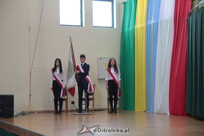 Zakończenie roku szkolnego klas maturalnych z ZSZ nr 4 w Ostrołęce [ZDJĘCIA] - zdjęcie #10 - eOstroleka.pl