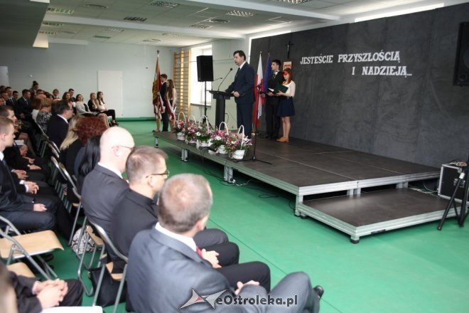 Zakończenie roku szkolnego klas maturalnych z ZSZ nr 1 w Ostrołęce [ZDJĘCIA] - zdjęcie #1 - eOstroleka.pl
