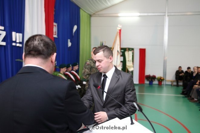 Zakończenie roku szkolnego klas maturalnych II SLO w Ostrołęce [24.04.2015] - zdjęcie #15 - eOstroleka.pl