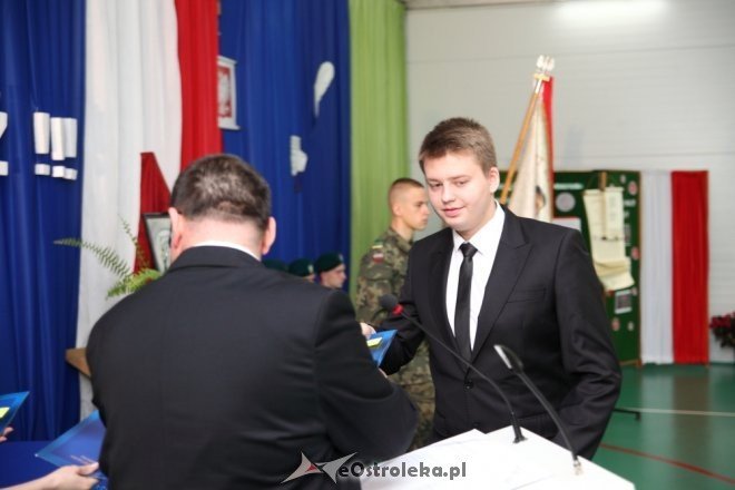 Zakończenie roku szkolnego klas maturalnych II SLO w Ostrołęce [24.04.2015] - zdjęcie #7 - eOstroleka.pl