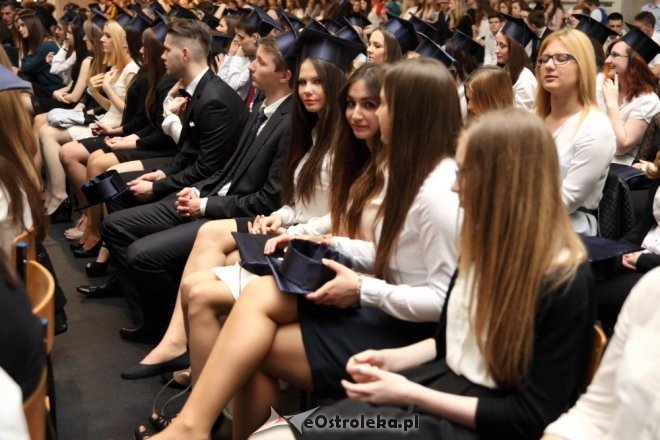 Zakończenie roku szkolnego klas maturalnych III Liceum Ogólnokształcącego w Ostrołęce [24.04.2015] - zdjęcie #19 - eOstroleka.pl