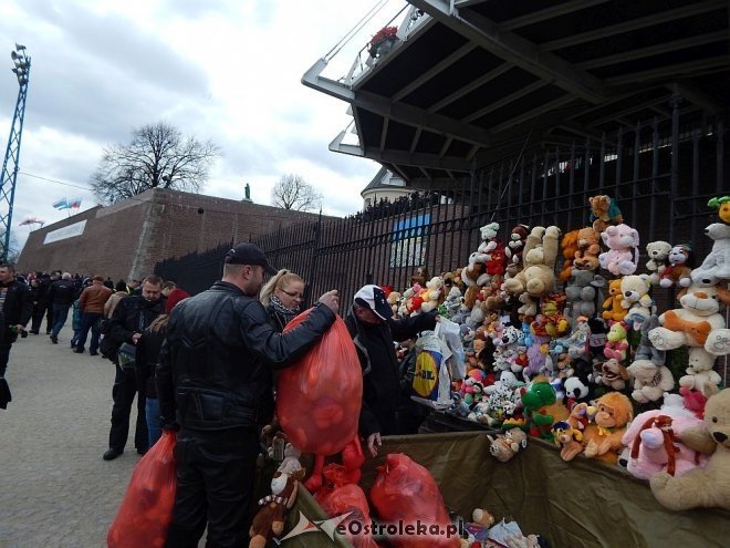 Członkowie Ostrołęckiej Grupy Motocyklowej na Zlocie Gwiaździstym [29.04.2015] - zdjęcie #31 - eOstroleka.pl