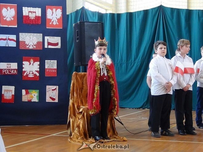Dzień Flagi Państwowej i Święto Konstytucji w Szkole Podstawowej w Troszynie [03.05.2015] - zdjęcie #29 - eOstroleka.pl
