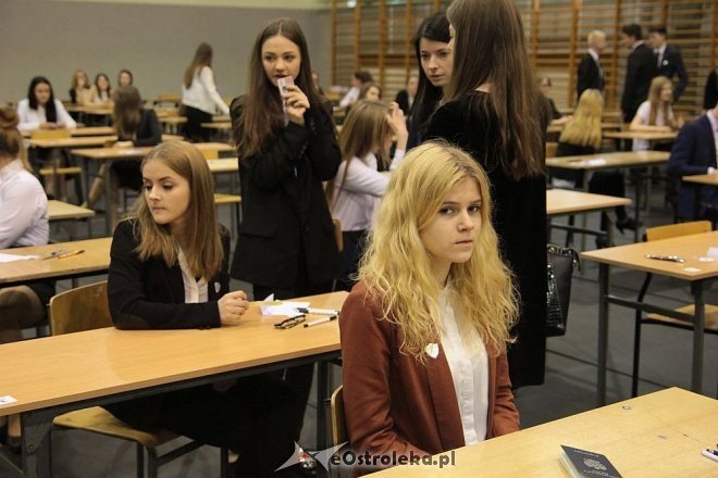 Matura 2015: Dziś język polski. Zobacz zdjęcia z III LO w Ostrołęce [04.05.2015] - zdjęcie #51 - eOstroleka.pl
