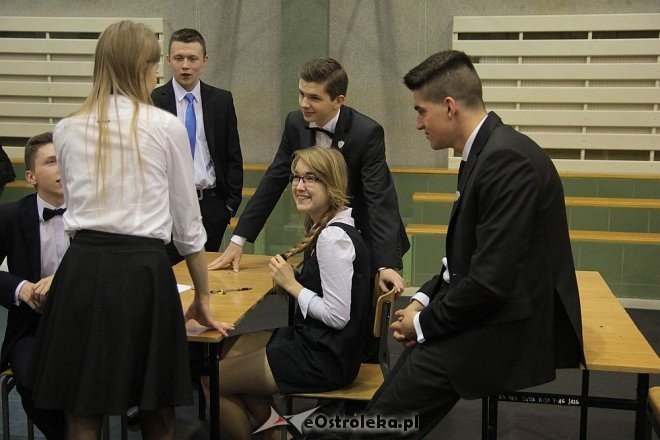 Matura 2015: Dziś język polski. Zobacz zdjęcia z III LO w Ostrołęce [04.05.2015] - zdjęcie #27 - eOstroleka.pl