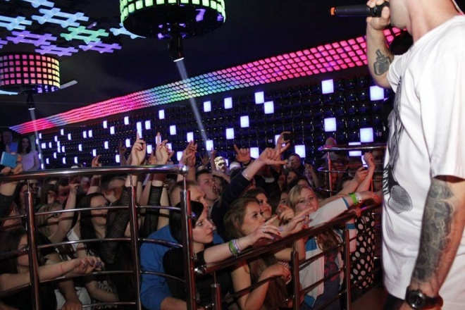 „Majówka” w Klubie Ibiza Zalesie [05.05.2015] - zdjęcie #29 - eOstroleka.pl