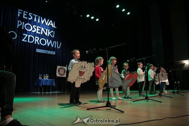 Powiatowy Festiwal Piosenki o Zdrowiu w Ostrołęckim Centrum Kultury [07.05.2015] - zdjęcie #35 - eOstroleka.pl