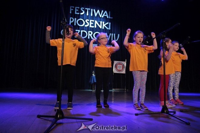 Powiatowy Festiwal Piosenki o Zdrowiu w Ostrołęckim Centrum Kultury [07.05.2015] - zdjęcie #1 - eOstroleka.pl