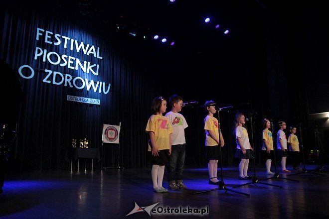 Powiatowy Festiwal Piosenki o Zdrowiu w Ostrołęckim Centrum Kultury [07.05.2015] - zdjęcie #25 - eOstroleka.pl