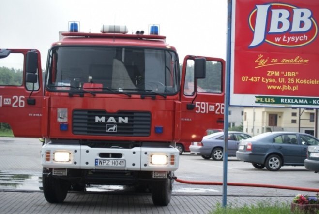 Pożar w JBB w Łysych - zdjęcie #2 - eOstroleka.pl