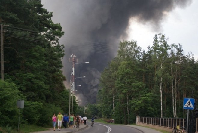 Pożar w JBB w Łysych - zdjęcie #3 - eOstroleka.pl