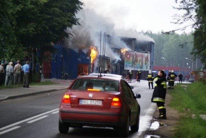 Pożar w JBB w Łysych - zdjęcie #7 - eOstroleka.pl