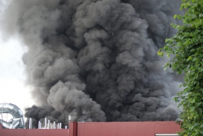Pożar w JBB w Łysych - zdjęcie #10 - eOstroleka.pl