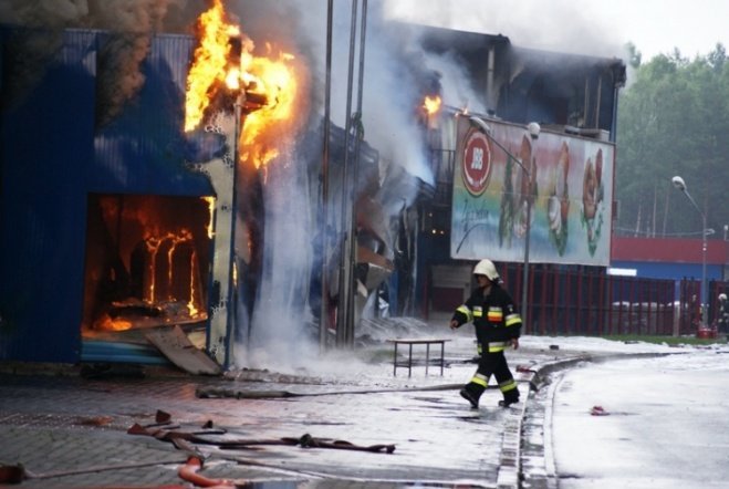 Pożar w JBB w Łysych - zdjęcie #82 - eOstroleka.pl