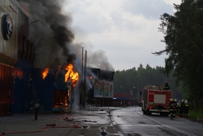 Pożar w JBB w Łysych - zdjęcie #80 - eOstroleka.pl