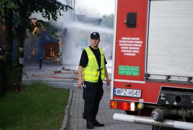 Pożar w JBB w Łysych - zdjęcie #76 - eOstroleka.pl