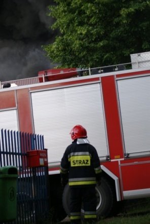 Pożar w JBB w Łysych - zdjęcie #22 - eOstroleka.pl