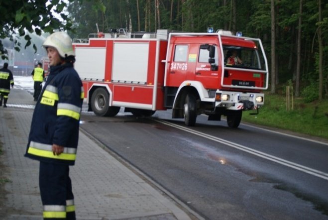 Pożar w JBB w Łysych - zdjęcie #65 - eOstroleka.pl