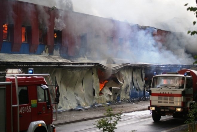 Pożar w JBB w Łysych - zdjęcie #49 - eOstroleka.pl
