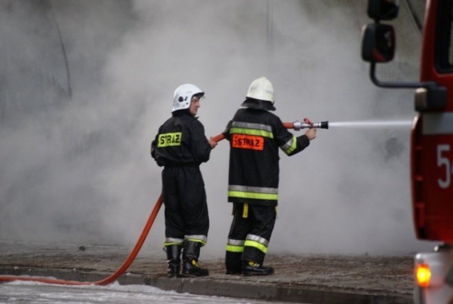 Pożar w JBB w Łysych - zdjęcie #39 - eOstroleka.pl