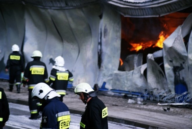 Pożar w JBB w Łysych - zdjęcie #22 - eOstroleka.pl