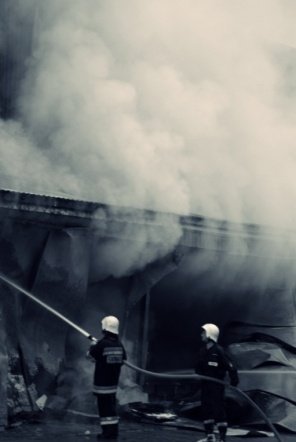 Pożar w JBB w Łysych - zdjęcie #14 - eOstroleka.pl