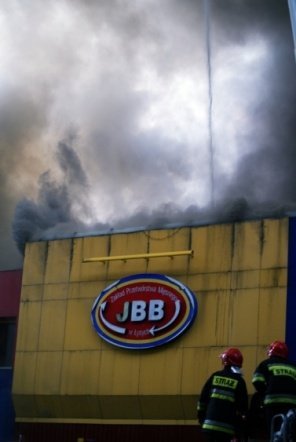Pożar w JBB w Łysych - zdjęcie #13 - eOstroleka.pl