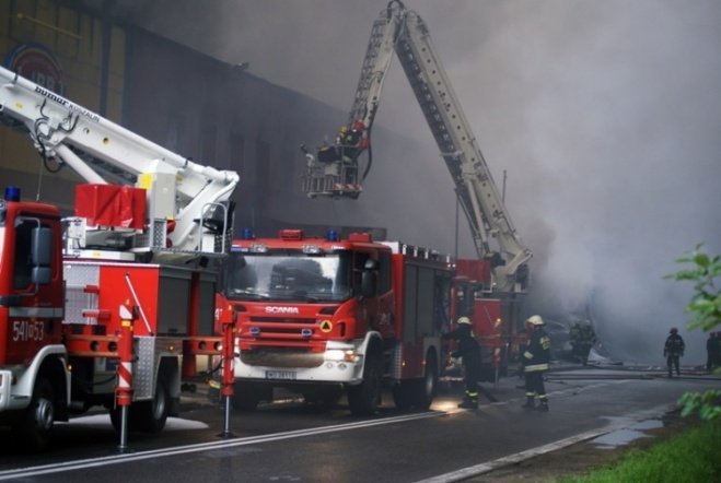 Pożar w JBB w Łysych - zdjęcie #8 - eOstroleka.pl
